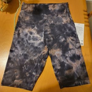LULULEMON ALIGN SUPER HIGH-RISE SHORT 10" *DIAMOND DYE